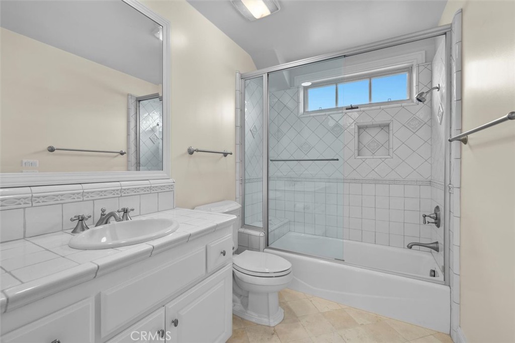 Dac381fe Bf43 43f0 866c A465d8001d75