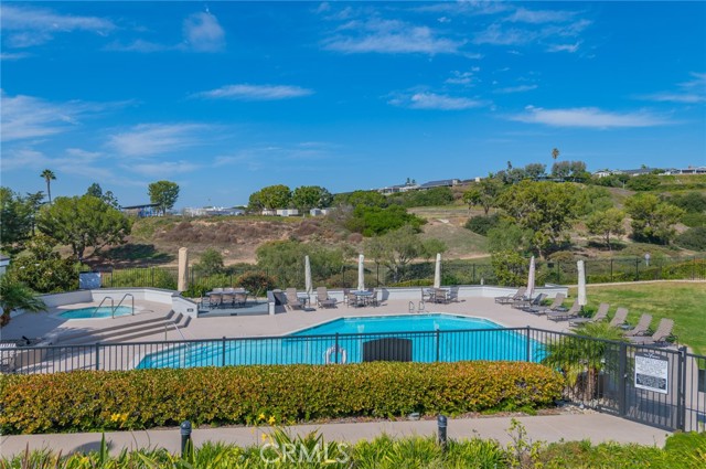Detail Gallery Image 39 of 39 For 820 Gardenia, Corona Del Mar,  CA 92625 - 2 Beds | 2 Baths