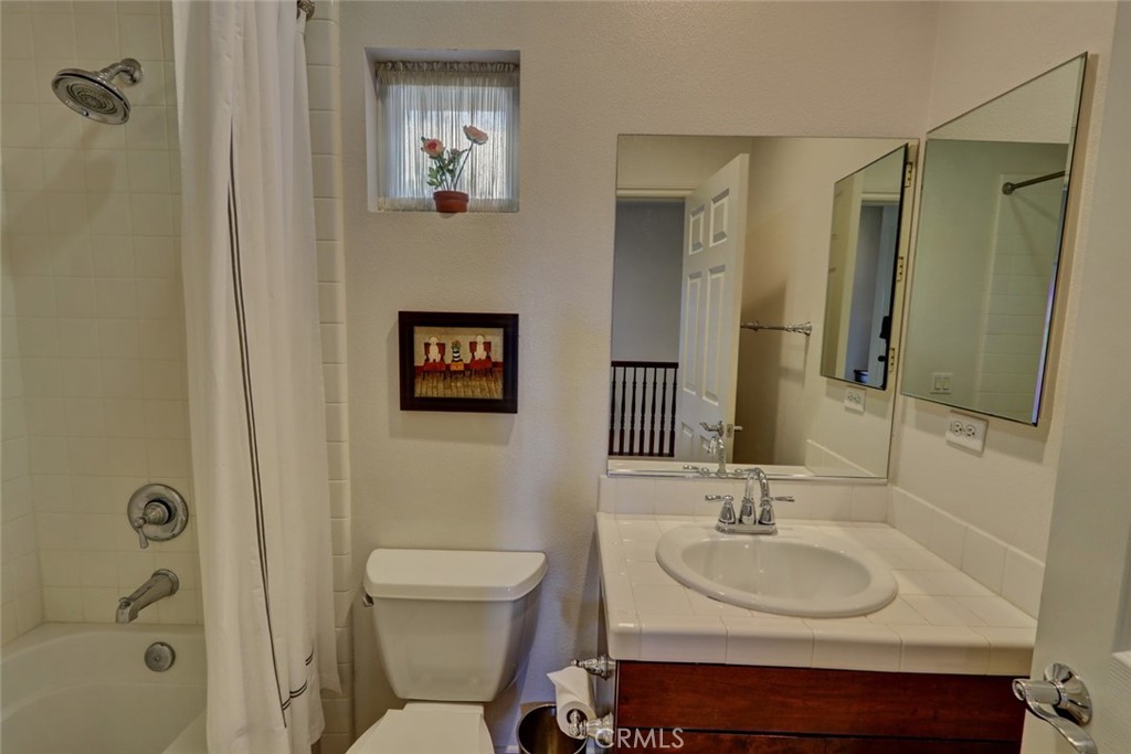https://media.crmls.org/medias/dac50e67-2240-429b-8e30-e678b58a0e68.jpg?preset=X-Large