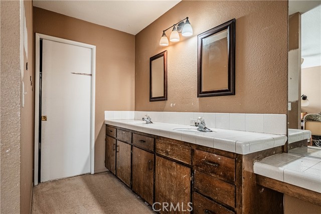 Detail Gallery Image 25 of 74 For 23825 N Canyon Lake Dr, Canyon Lake,  CA 92587 - 3 Beds | 2 Baths