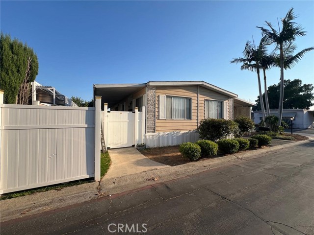 Detail Gallery Image 2 of 34 For 201 W Collins Ave #40,  Orange,  CA 92867 - 2 Beds | 2 Baths