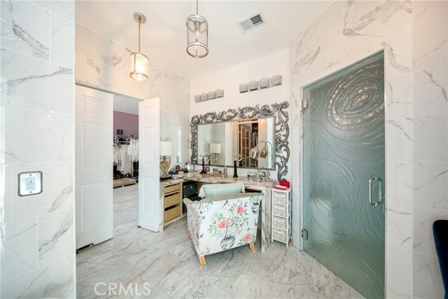 Detail Gallery Image 41 of 57 For 15562 Bronco, Canyon Country,  CA 91387 - 4 Beds | 4 Baths