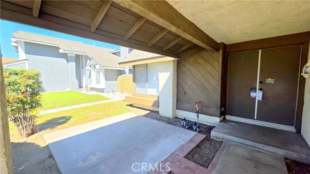 Detail Gallery Image 2 of 25 For 2731 S Cucamonga Ave, Ontario,  CA 91761 - 4 Beds | 2/1 Baths