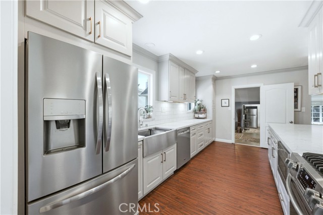 Detail Gallery Image 12 of 51 For 420 Montana St, Monrovia,  CA 91016 - 4 Beds | 2 Baths