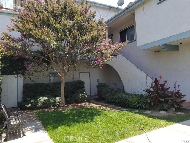 138 N Allen Ave #4, Pasadena, CA 91106