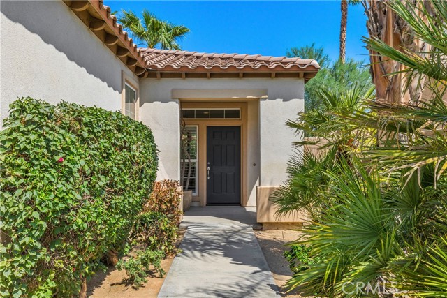 Detail Gallery Image 3 of 24 For 81880 Golden Star Way, La Quinta,  CA 92253 - 2 Beds | 2 Baths