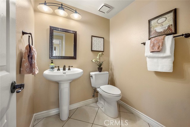Detail Gallery Image 18 of 37 For 14092 Bancroft Ct, Fontana,  CA 92336 - 3 Beds | 2/1 Baths