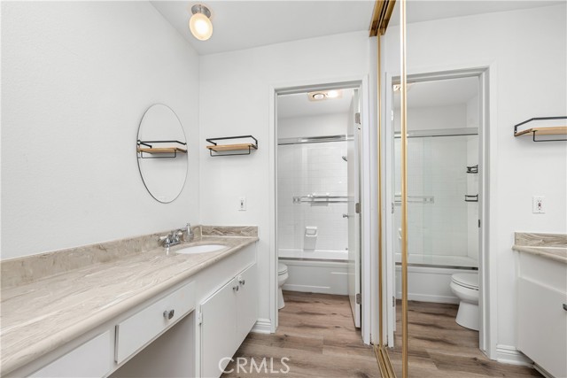 Detail Gallery Image 11 of 21 For 22330 Victory Bld #701,  Woodland Hills,  CA 91367 - 2 Beds | 2 Baths