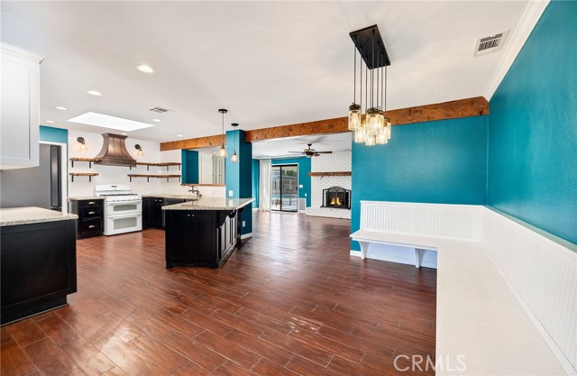 Detail Gallery Image 7 of 57 For 26655 Del Rosa, Hemet,  CA 92544 - 6 Beds | 3 Baths