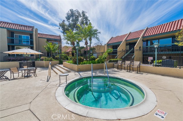 Detail Gallery Image 41 of 56 For 1016 Palo Verde, Long Beach,  CA 90815 - 2 Beds | 2/1 Baths