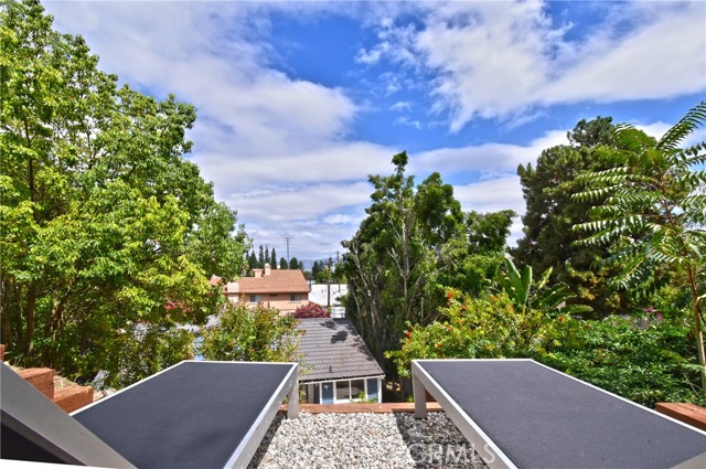 Detail Gallery Image 49 of 51 For 11042 Fruitland Dr, Studio City,  CA 91604 - 3 Beds | 4 Baths