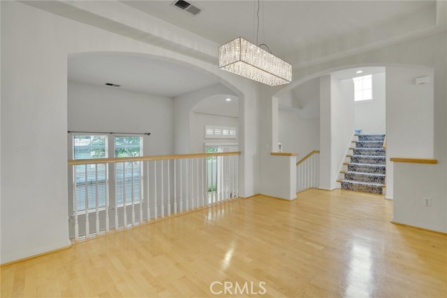 Detail Gallery Image 8 of 30 For 2889 Plaza Del Amo, Torrance,  CA 90503 - 3 Beds | 3 Baths