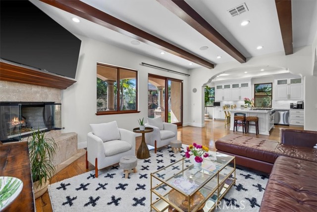 2807 Elm Avenue, Manhattan Beach, California 90266, 5 Bedrooms Bedrooms, ,4 BathroomsBathrooms,Residential,Sold,Elm,SB22102726