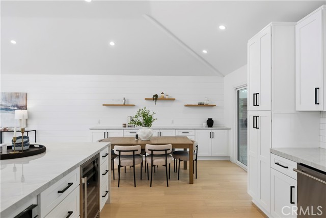 Detail Gallery Image 10 of 35 For 1943 Pelican Place, Costa Mesa,  CA 92626 - 4 Beds | 2/1 Baths