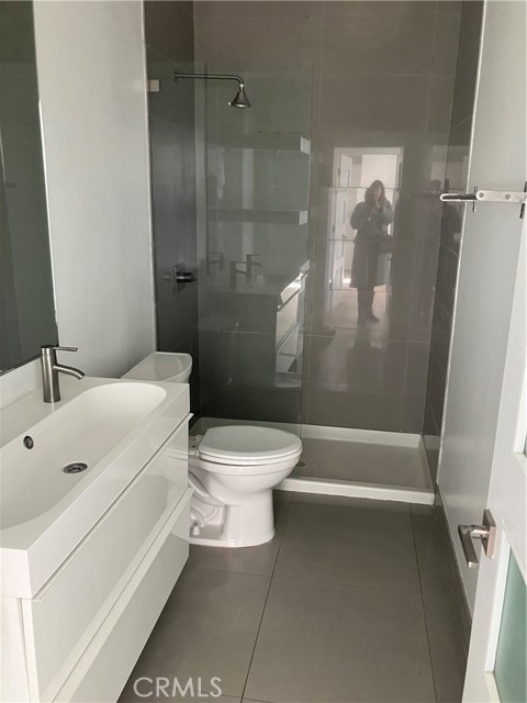 Detail Gallery Image 10 of 29 For 8811 Burton Way #209,  Los Angeles,  CA 90048 - 1 Beds | 1 Baths