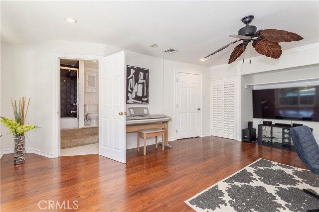 Detail Gallery Image 19 of 41 For 18308 Lahey St, Porter Ranch,  CA 91326 - 4 Beds | 4 Baths