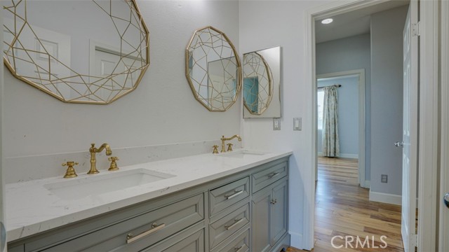 Detail Gallery Image 64 of 71 For 12683 Palm View Way, Riverside,  CA 92503 - 5 Beds | 3 Baths