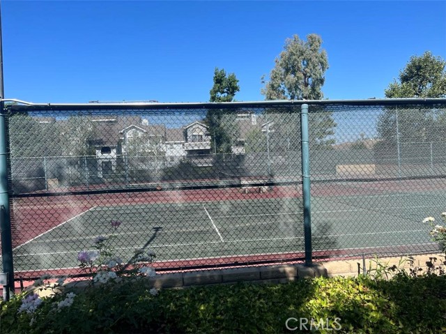 Detail Gallery Image 5 of 19 For 26961 Rainbow Glen Dr #729,  Canyon Country,  CA 91351 - 3 Beds | 2 Baths