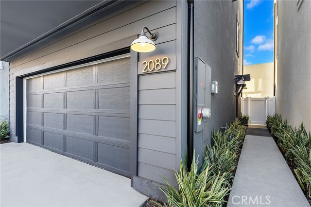 Detail Gallery Image 2 of 39 For 2089 Caleigh Ln, Costa Mesa,  CA 92627 - 3 Beds | 2/1 Baths