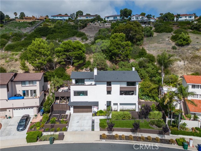 30332 Via Borica, Rancho Palos Verdes, California 90275, 4 Bedrooms Bedrooms, ,3 BathroomsBathrooms,Residential,Sold,Via Borica,PV23169168