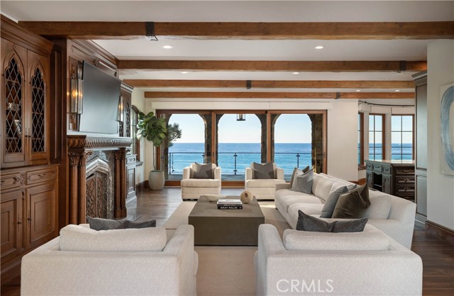 Detail Gallery Image 6 of 46 For 177 Shorecliff Rd, Corona Del Mar,  CA 92625 - 5 Beds | 5/5 Baths