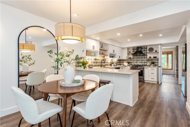 Image 15 of 58 For 24 Spicewood Way