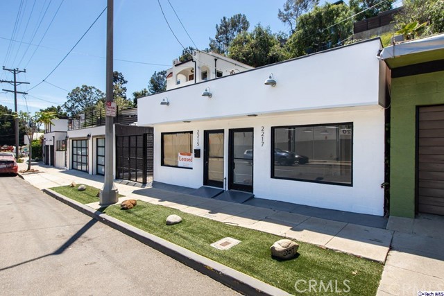 2215 Hyperion Ave, Los Angeles, CA 90027