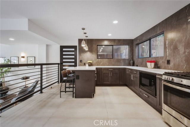 3601 Dixie Canyon Place photo 8