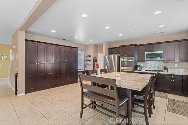 Detail Gallery Image 9 of 30 For 29376 Woodbine, Menifee,  CA 92584 - 5 Beds | 3 Baths