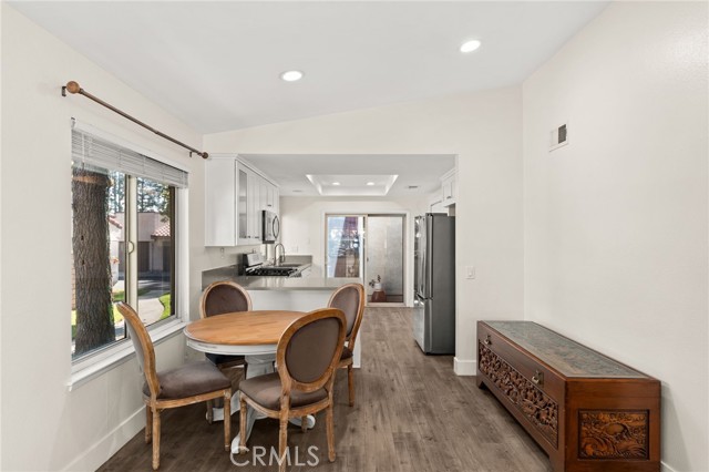 Detail Gallery Image 8 of 33 For 9770 El Paseo, Rancho Cucamonga,  CA 91730 - 2 Beds | 1 Baths