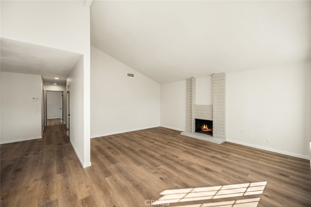 MLS #PW25270499 image #3