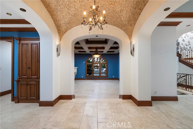 Detail Gallery Image 13 of 55 For 97 Canyon, Irvine,  CA 92603 - 6 Beds | 6/2 Baths