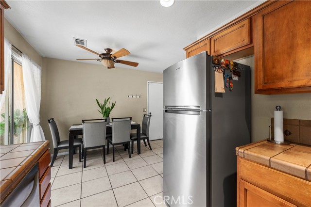 Detail Gallery Image 26 of 41 For 6127 Almond Valley Way, Lancaster,  CA 93536 - 3 Beds | 2 Baths