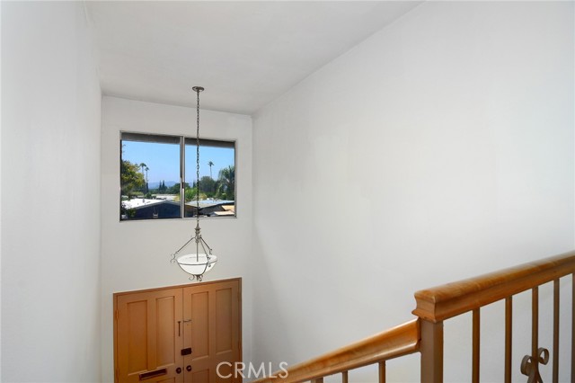 Detail Gallery Image 12 of 20 For 18931 Kittridge St #73,  Reseda,  CA 91335 - 3 Beds | 2 Baths