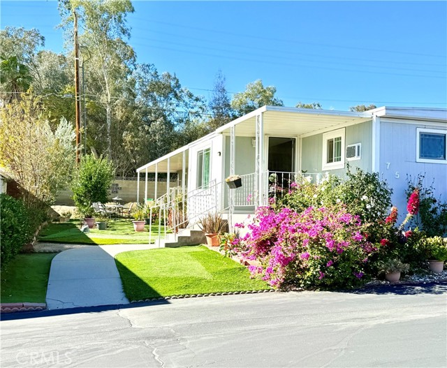 Detail Gallery Image 1 of 1 For 2200 W Wilson St #75,  Banning,  CA 92220 - 2 Beds | 1/1 Baths