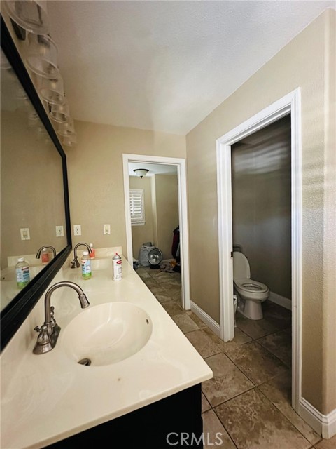 692 Blueberry Lane, Madera CA: https://media.crmls.org/medias/dad344c2-814d-49ad-8b74-0337faa8048f.jpg