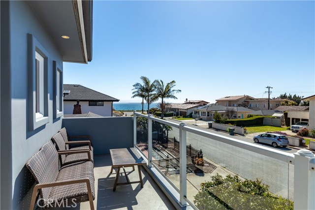 427 Water, Pismo Beach CA: https://media.crmls.org/medias/dad3c07e-b4d3-4252-b119-18e3362264b7.jpg