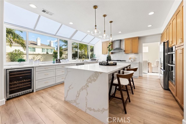 Detail Gallery Image 19 of 47 For 910 S Barton Ct, Anaheim,  CA 92808 - 4 Beds | 4/1 Baths