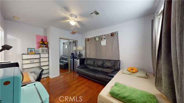 Detail Gallery Image 40 of 49 For 9551 Arleta Ave, Arleta,  CA 91331 - 5 Beds | 4 Baths