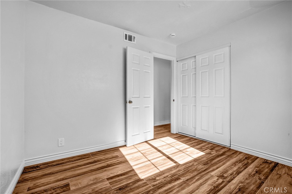 MLS #OC25272745 image #8