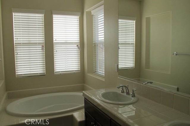 Detail Gallery Image 9 of 21 For 19942 Aldea Ct, Yorba Linda,  CA 92886 - 3 Beds | 2/1 Baths