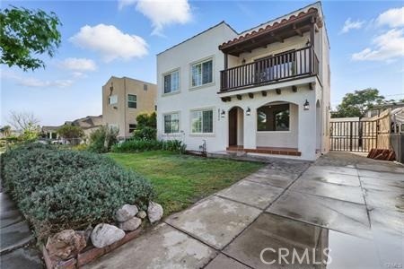 Detail Gallery Image 2 of 56 For 2111 S Bronson Ave, Los Angeles,  CA 90018 - – Beds | – Baths
