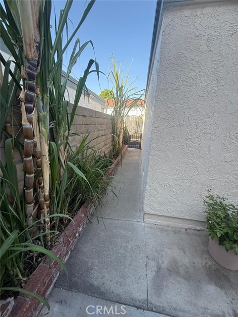 11459 Shippigan Way, Cypress CA: https://media.crmls.org/medias/dad7687c-94f6-4384-b669-c5a0e0793c1f.jpg