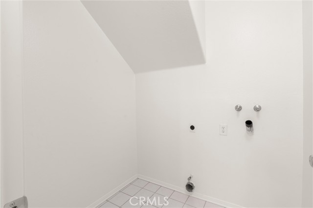 Detail Gallery Image 11 of 45 For 917 S Dylan Way, Anaheim Hills,  CA 92808 - 3 Beds | 2/1 Baths