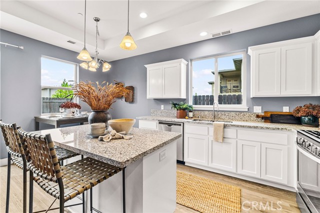 2851 Pin Oak Lane, Chico CA: https://media.crmls.org/medias/dad7d617-d46e-40bf-81a2-1eab888645bf.jpg