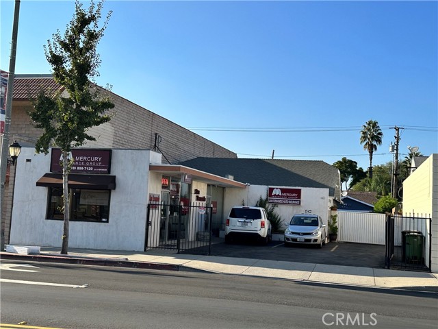 Detail Gallery Image 3 of 8 For 413 , 411 N Maclay Ave, San Fernando,  CA 91340 - 3 Beds | 2/1 Baths