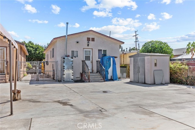 225 S Kern Avenue, Los Angeles CA: https://media.crmls.org/medias/dad966a6-015b-44e0-81c8-f6c1652e3066.jpg