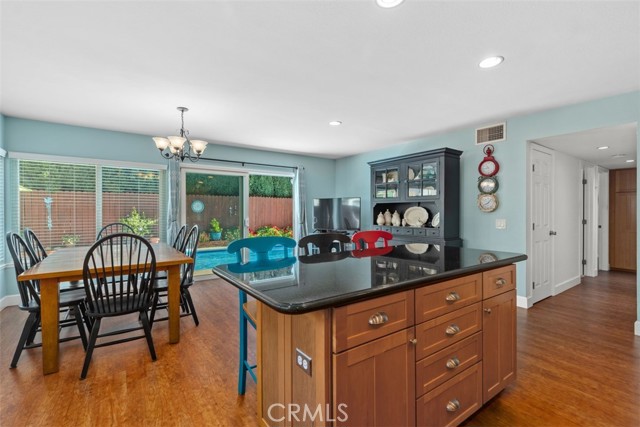 Detail Gallery Image 15 of 48 For 11608 Onyx, Cypress,  CA 90630 - 5 Beds | 3 Baths