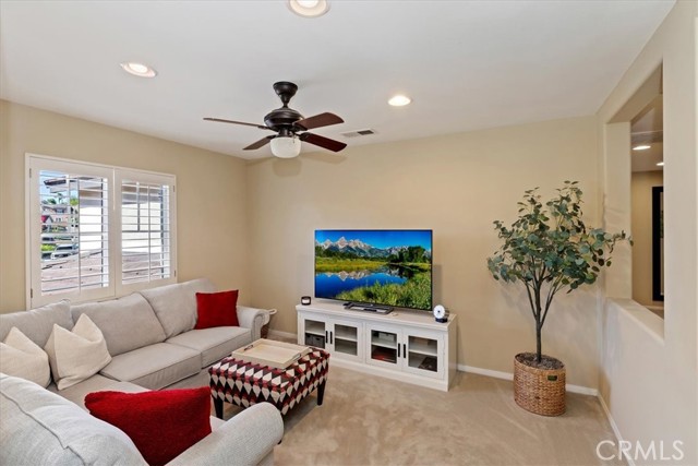 30807 Hillcrest Drive, Temecula CA: https://media.crmls.org/medias/dadb17c8-9a5f-4efc-b4d5-2d4fe66ff538.jpg