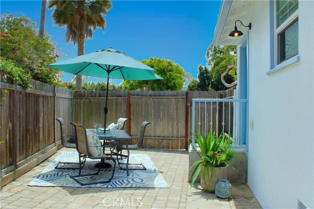 Detail Gallery Image 27 of 31 For 5535 W 142nd Pl, Hawthorne,  CA 90250 - 3 Beds | 3 Baths